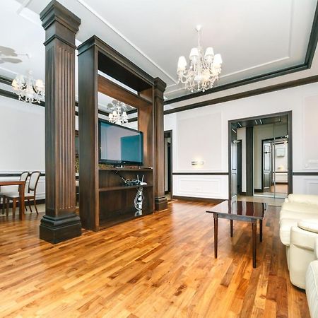 Vip Apartment. Kreshatik, Maidan Nezavisimosti. Kyjev Exteriér fotografie